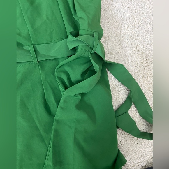 Women’s Large Green NY & Company Sleeveless Romper NWT - Picture 6 of 9